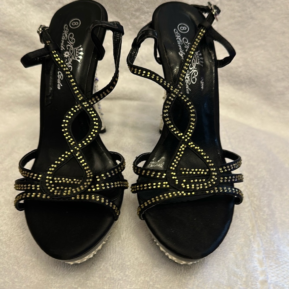 Marilyn Moda Black 5” Stilettos. Size 8.5